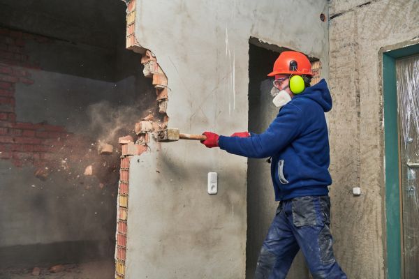 Concrete Wall Demolition in Bainbridge Island