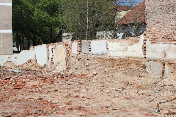 Brick Wall Demolition in Bainbridge Island
